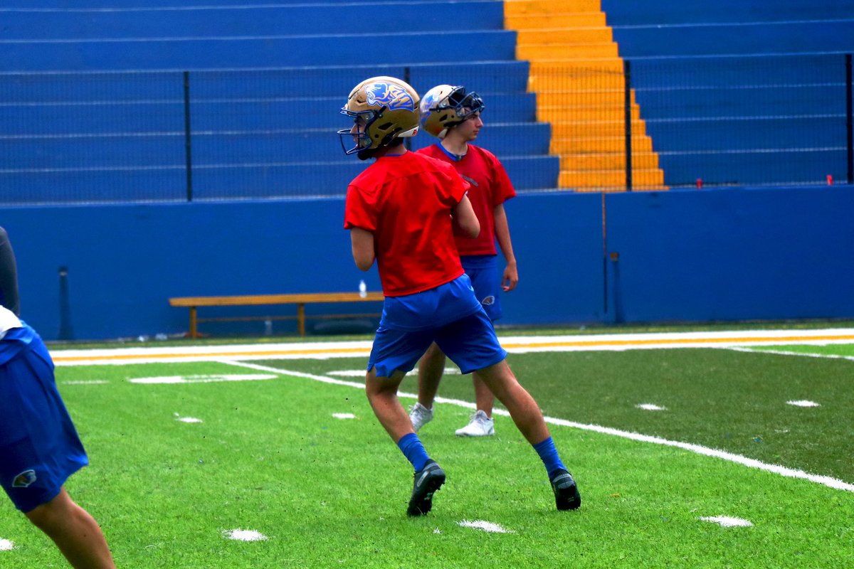UANL_Autenticos's tweet photo. Nuestra Categoría Intermedia concluyó  el día de hoy su semana de preparación previa al encuentro ante Águilas Blancas 🐯💪🏻

#ATIntermedia #SerAutentico https://t.co/NsRzmC6jZP