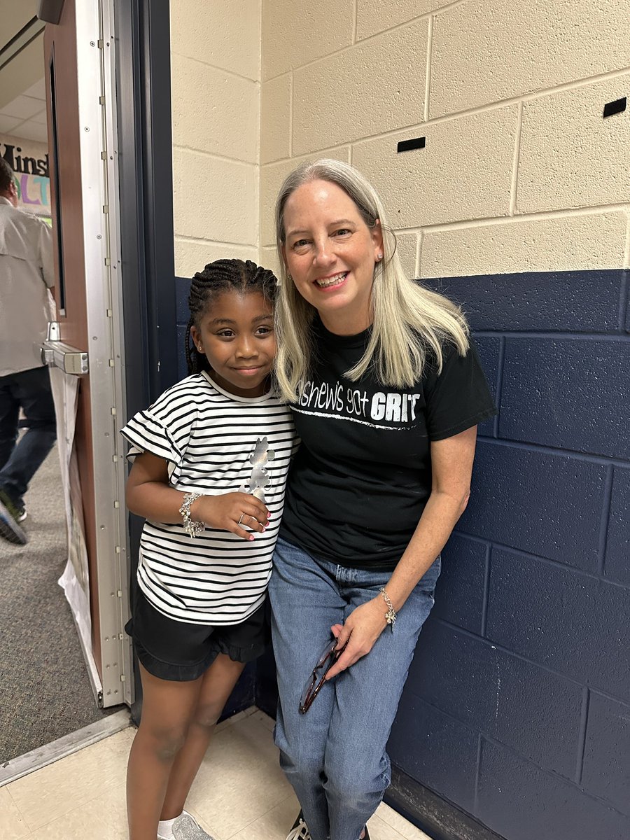mrslsecondgrade's tweet photo. Loved seeing these kiddos at culture night!  So fun watching them dance and play Chinese Jump rope! 😀#myMISD #minshewcolts1 #shinebright https://t.co/g3wqypK0ja