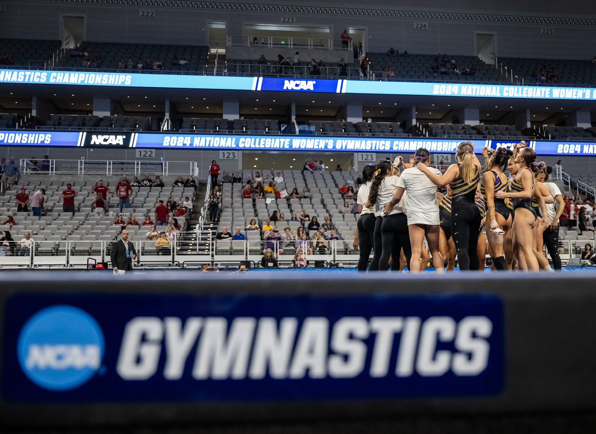 .@LSUgym advances into Saturdays #NCAAWGym finals. Check out my gallery from earlier at @NOLAnews & @theadvocatebr & follow @RabalaisAdv. @corytomlinson #LSU #GetThere #PHOTOS #nikonphotography #photography #sportsphotography 

tinyurl.com/35rvht2f