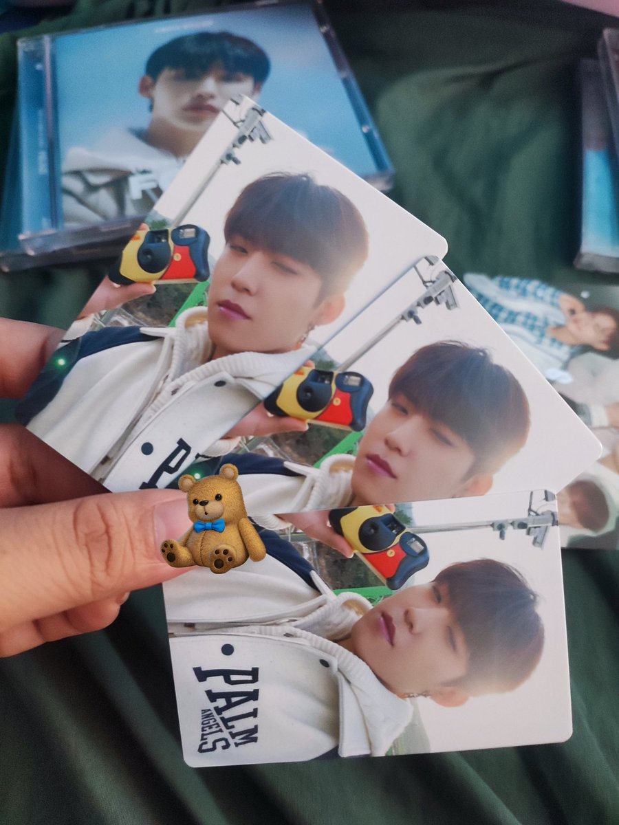 Opened 3 jewel albums today and all the same pull  HAHAHAHA