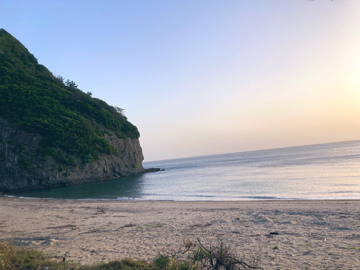 memetaa_1228's tweet photo. おはこんにちは☀️
人が増えてきたので、パンだけ食べて撤収💨
今回も楽しかったんだ~ (ヽ’ω`)🏕️ https://t.co/EtTTigknuX