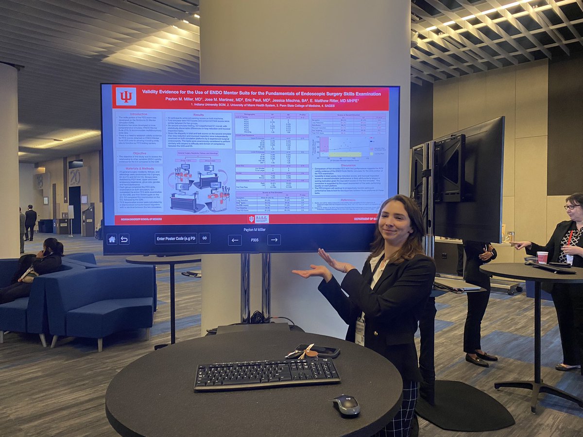 QaisAbuHasan's tweet photo. Our talented @md_payton showed some of her work on the FES examination, featuring her very OWN illustration! 

We also got to hear from @IntuitiveSurg and try their latest in robotic surgery 🤖 at @SAGES_Updates #SAGES2024 

@IU_Surgery @dimitrios_iu @md_wendyli https://t.co/EWbTEo7Yug