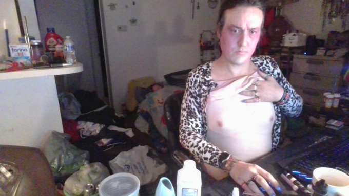 live come check me out https://t.co/CsHBYURRlv<a href="/tag/gofundme"class="tags"><span>#gofundme</span></a>