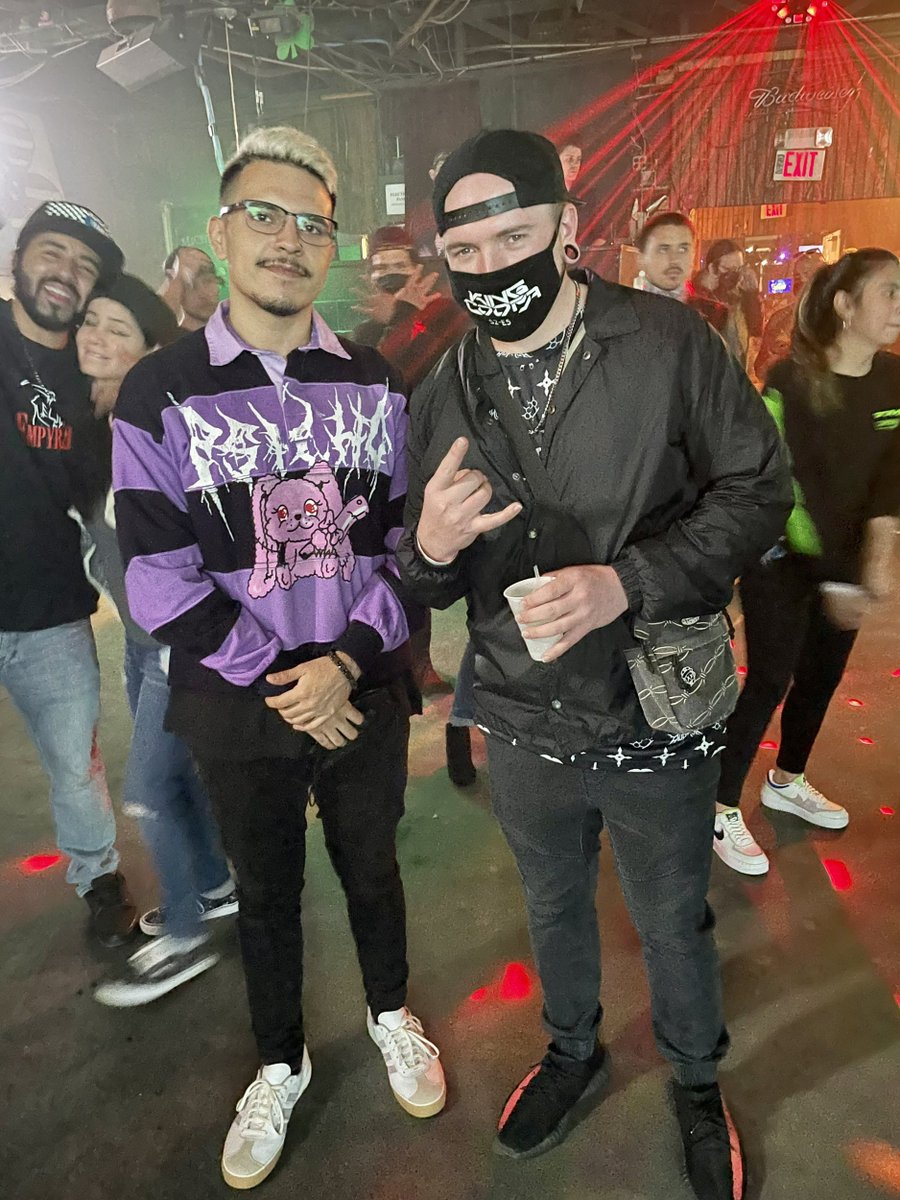 3 years ago today — time fuckin flies 😭 

<a href="/kingcoopamusic/">King Coopa</a>