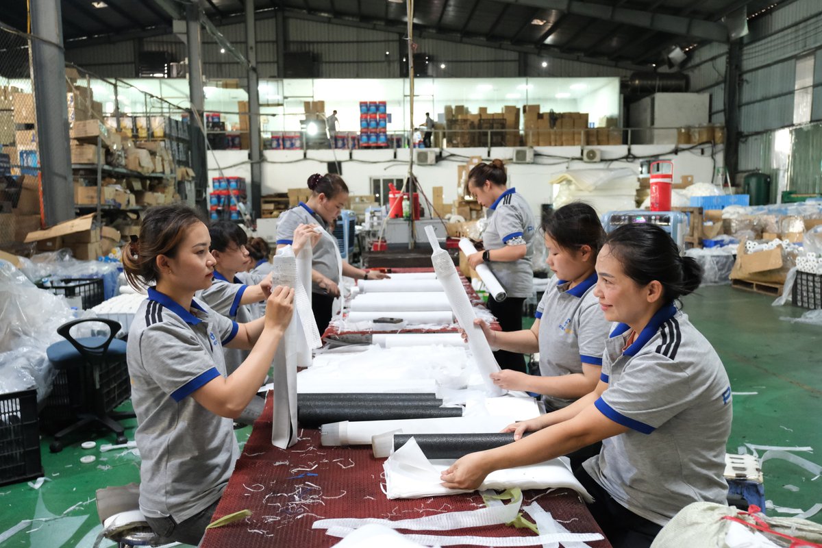 At Penca, teamwork is the key to our success.

Our employees work closely together, creating a strong team spirit that helps us get the job done well and efficiently.

#waterpurification #ROSystem #OEM #ODM #madeinvietnam #OEMfactory #filtercartridges #waterfilter