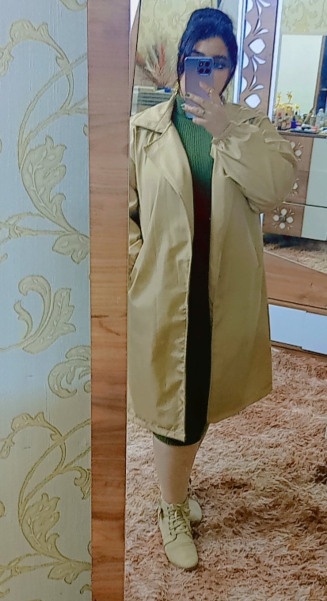 عزيزتي الزوجة، عزيزي الزوح : لا تعيشو في الهم والحيره أتخذو قراركم الذي يناسبكم والذي ترتاحو له دون ألالتفات لاراء لا تناسبكم ... التحرر تعايش بين زوجين بمشاعر الحب حررو علاقتكم من القيود مارسا الجنون ... عيشو حياتكم كما تريدون أنتم لا كما يريدها غيركم 🌹