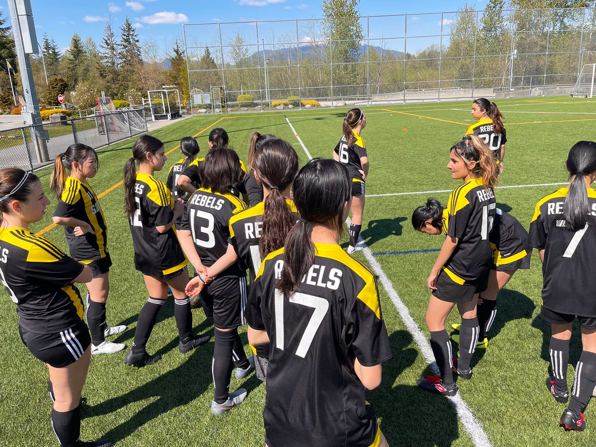 RebelsAthletics's tweet photo. Our Senior Girls #Soccer team was in @BNWSAA League play today vs @bbycentralsport.
Great to see the continued development by our Rebels!
#ForzaRebels #VamosRebels #GoRebels 🖤💛⚽️ https://t.co/0tshAEXSsV