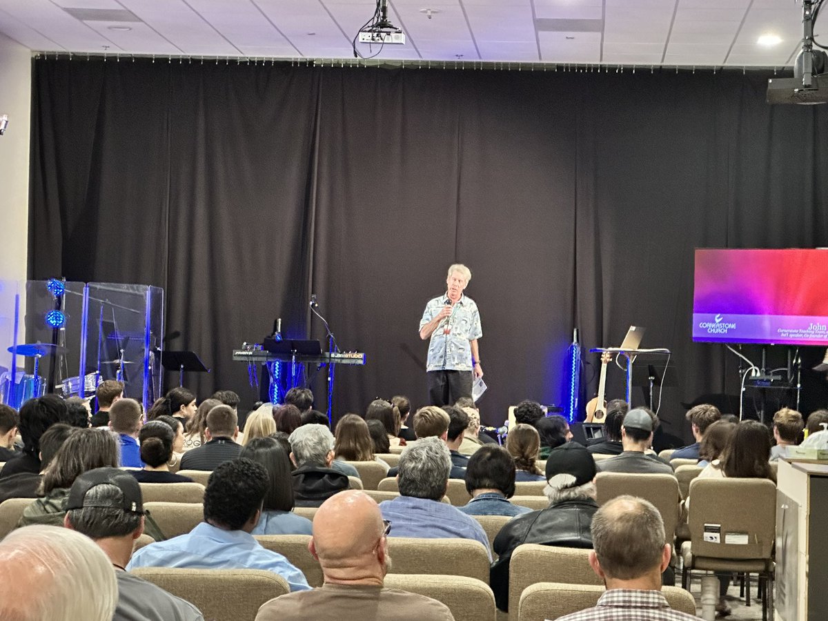 NtelligentFaith's tweet photo. Youth night at the Intelligent Faith Conference Cornerstone Church Anaheim! Full house to hear Ryan Pauly and Jane Pantig! https://t.co/Wj6c0VBexf