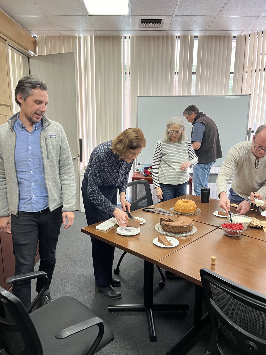 Cornelius Gati tweet media