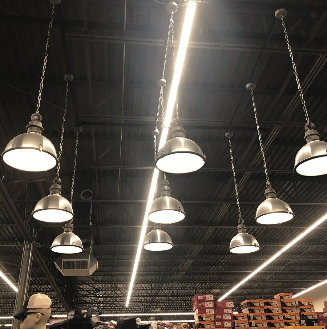 Check out this Italian-designed pendant light! 💡 It's made of strong aluminum, comes in seven cool colors, and has a dimmable LED with a frosted glass cover for bright and even light.

#AQLighting #ItalianDesign #PendantLight #LEDLighting #HomeDecor #LightingGoals