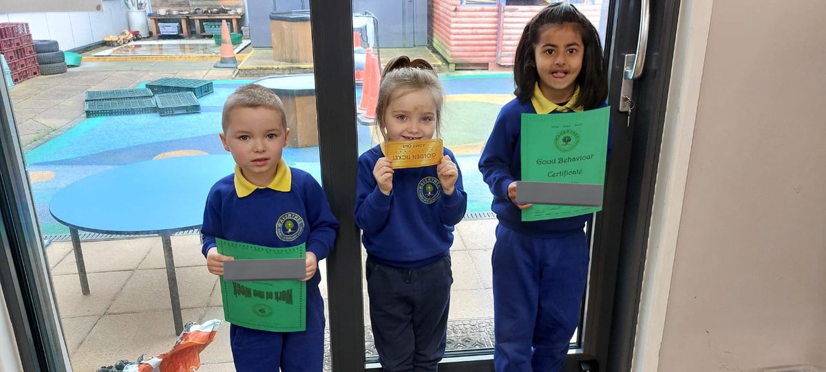 Congratulations to these EYFS certificate and golden ticket winners.