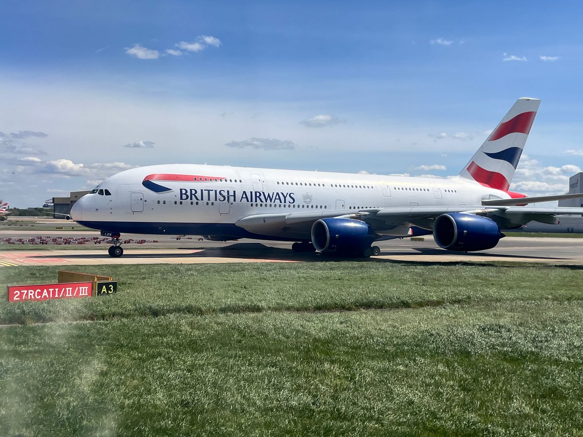 UKSV's tweet image. Irish you were here! 🍀 We’ve flown into Dublin for a whistle stop site visit at the beautiful @grandmalahide prepping for an epic event in June! Definitely some Irish luck on our side with this much-needed sunshine. #sitevisit #liveevents #Irelandevents #eventprofs