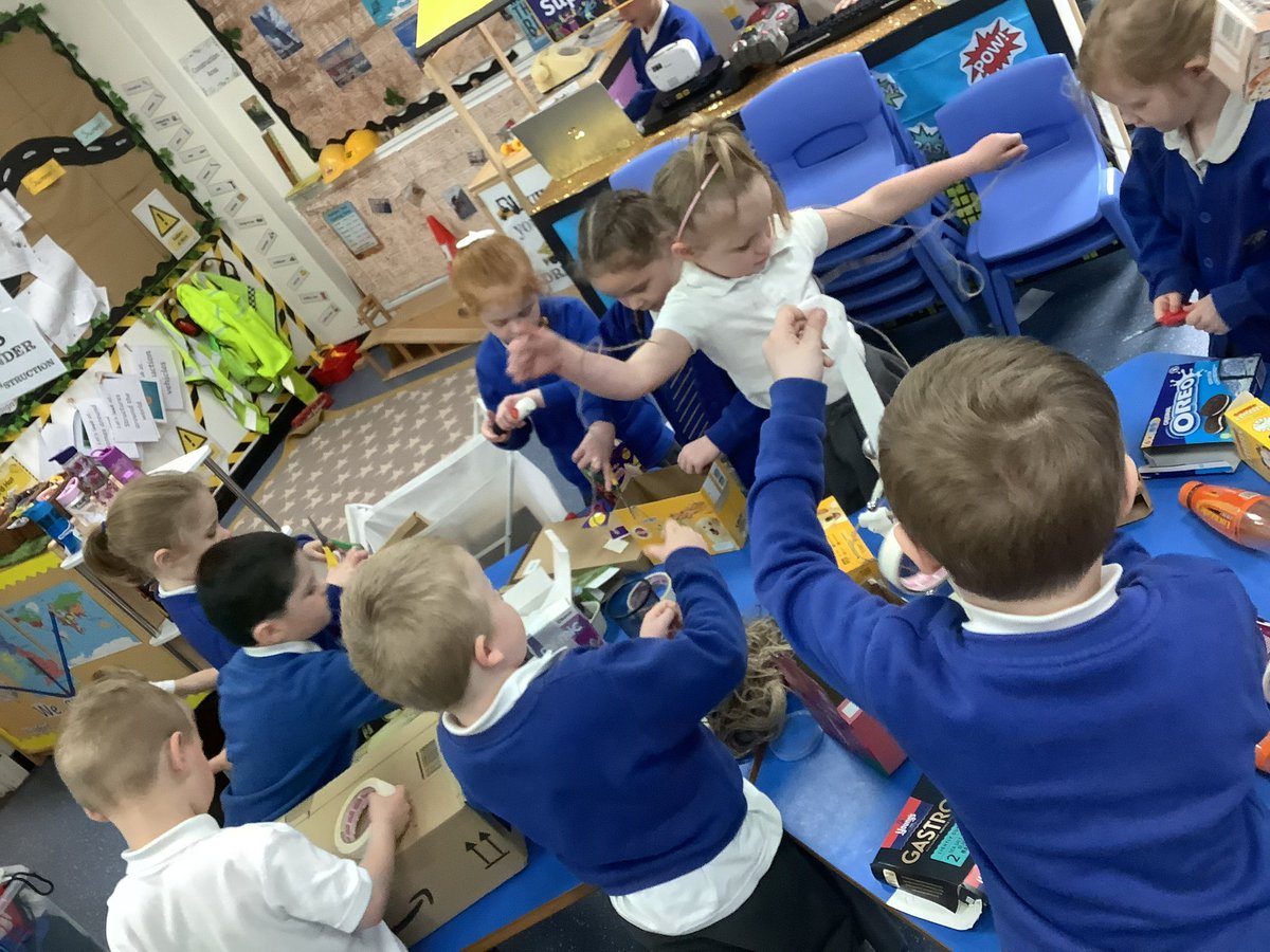 RecHiStPrimary's tweet image. Evil Pea trap creation in progress!