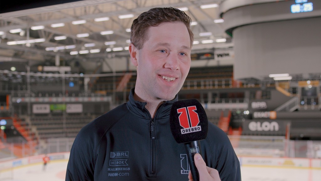 'Örebro Hockey ska vara en stark spelare på alla plan' Henrik Löwdahl är klar som ny Sportchef i Örebro Hockey. Hör hans tankar om sin nya tjänst i klubben. Se intervjun här: tinyurl.com/ye244b37