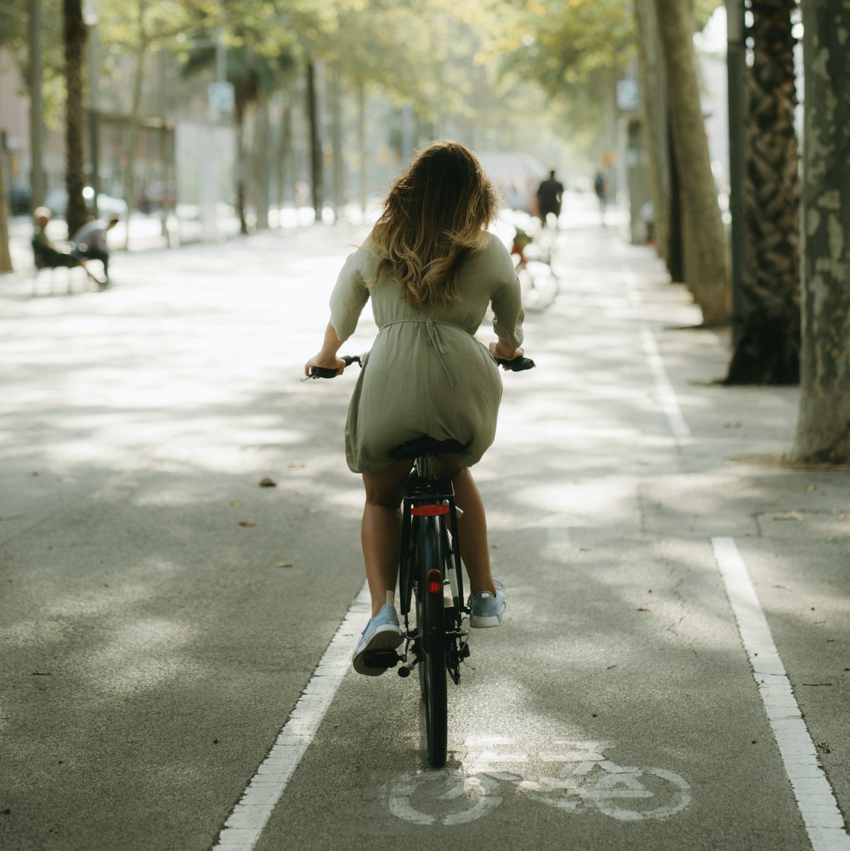 SomMobilitat's tweet photo. 🚲 Avui és el Dia Mundial de la Bicicleta.

����️ Per una #MobilitatSostenible, per un entorn més segur i més sa: menys cotxes i més bicicletes!

#DiaMundialBicicleta https://t.co/JVxg43eWKR