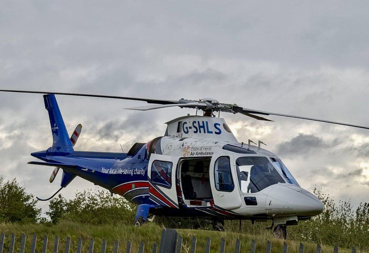 ⚠️ Incident Alert: There has been a serious collision on Royal Artillery Way, in Southend. An Air Ambulance has landed at the scene. The collision involves two vehicles on the dual carriageway. The road has been closed in both directions and there are long queues.