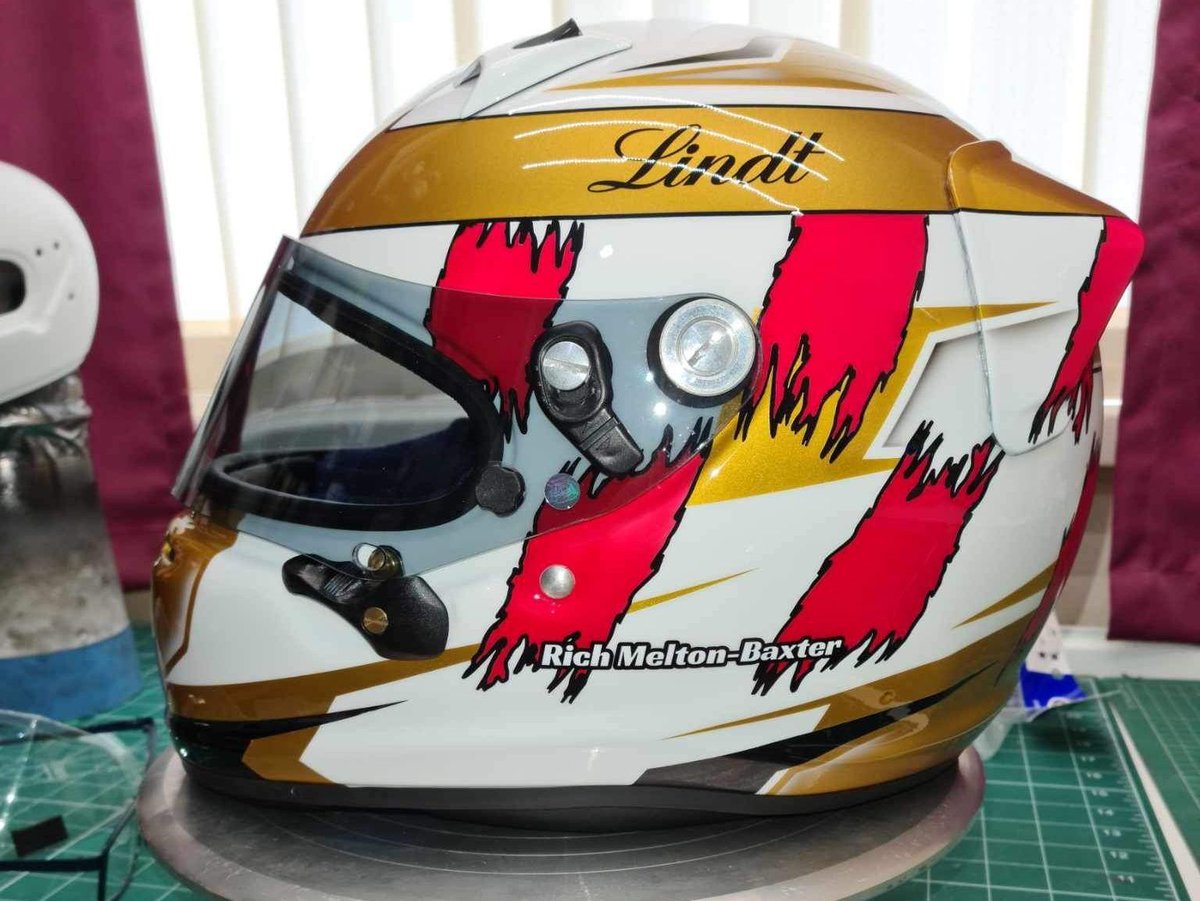 A new helmet design for Rich Melton-Baxter!~

#f1 #fiaf2 #formula2 #fiaf3 #fiaf4 #helmetdesigner #helmet #indycar #indycarseries #indylights #karting #kart #racing #motorsport #helmetdesign #helmetdesigns #roadtof1 #ConnorLeeceDesigns