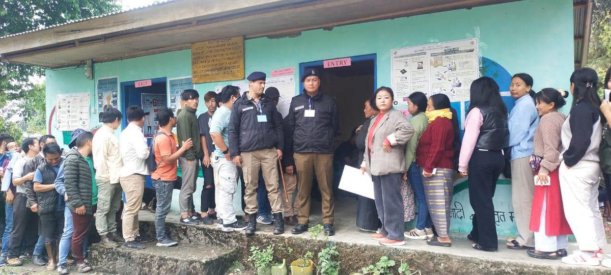 #MyVoteMyDuty #GoVote Election Update: Mangan district Voters of border district Mangan in North Sikkim franchises their votes. #GeneralElections2024. #ChunavKaParv #DeshKaGarv #LokSabhaElection2024