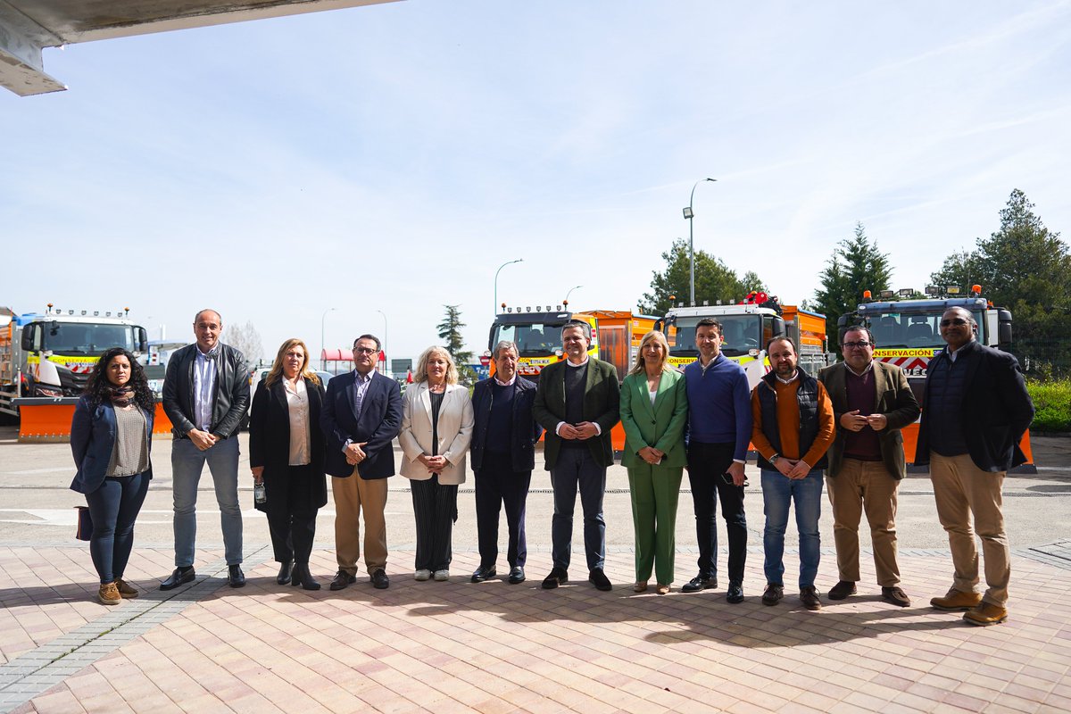 🛣️ Audeca garantiza la calidad de las carreteras de #Madrid. El consejero de @Transportes_CM, @jorgerodrigodo, visitó nuestro Centro Autonómico de Conservación y Explotación en la Zona Oeste de nuestra filial, para conocer nuestras tecnologías de eficiencia y #seguridadvial.