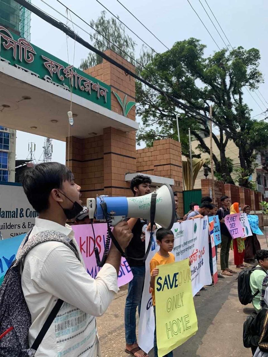 📍 Sylhet 🇧🇩 🌍✊ Global Climate Strike 2024✊Today, we unite as a global community to demand urgent action on climate change! 🌿🌊 #EndFossilFuels #ClimateJusticeNow #GlobalClimateStrike #ClimateAction #FridaysForFuture #ClimateJustice #RenewableEnergy #ActNowForOurPlanet 🌏