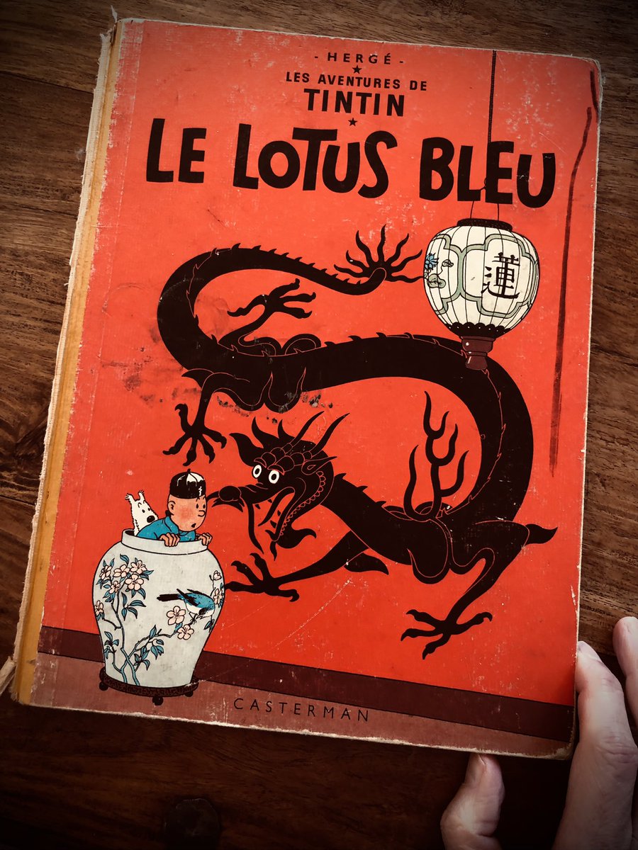 imposture's tweet photo. Montrez un livre ancien de votre bibliothèque. 
😄 https://t.co/aW5keJhbmD