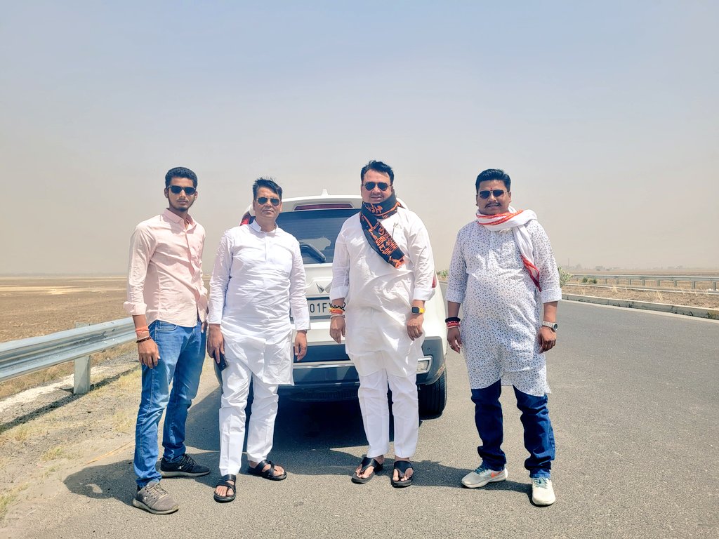 shubhamrajBJP's tweet image. Traveling to Begusarai for Nomination of Union Minister  Shri @girirajsinghbjp Da.!!
#AbkiBar400Par