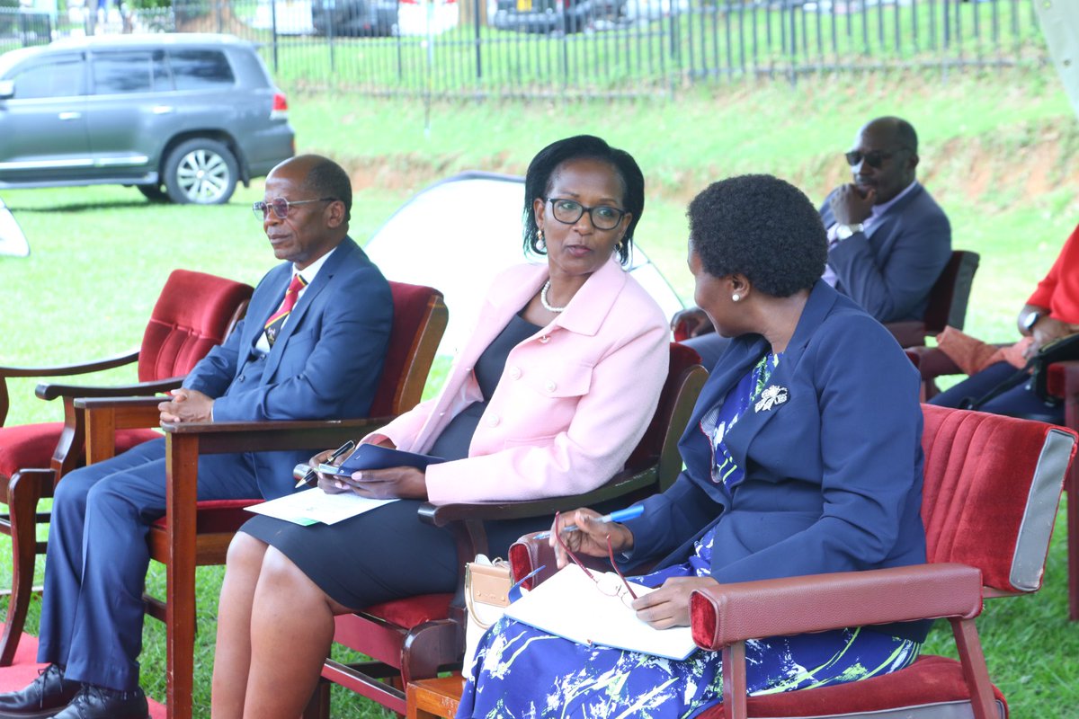 #MakDarpProject is a collaboration between the Department of @MakerereAR, the East African School of Library and Information Science (EASLIS), @DICTSMakerere and @MaKCEES School of Education. ~ Ms. Patience Rubabinda Mushengyenzi, Principal Investigator DARP