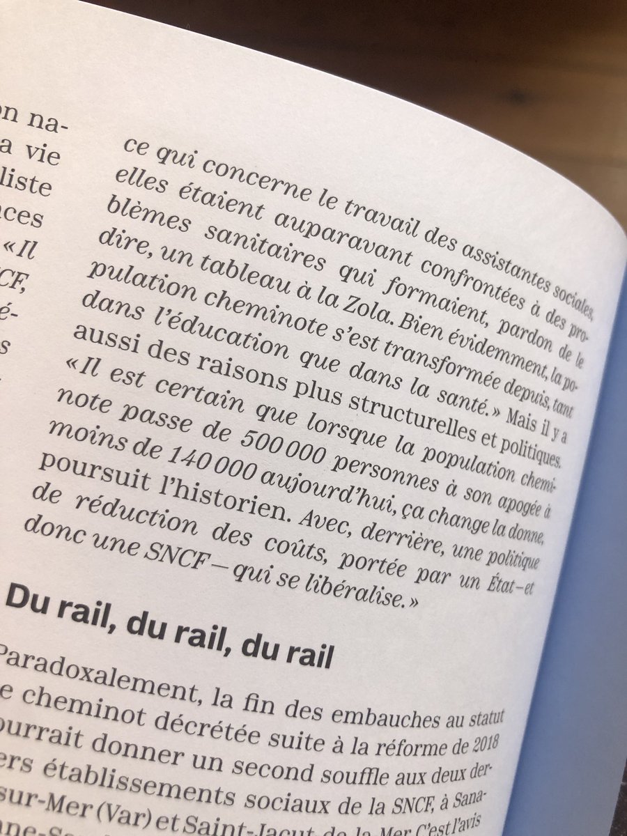 courlispenseur's tweet photo. En feuilletant #Sphère » magazine sur «  le Train », découvrir la vie de Monique ancienne #AssistanteSociale #cheminote 🥰 @MagazineSpheres https://t.co/ZdGqKuuKax