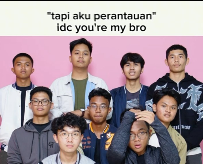 MichaelMillerai's tweet photo. Apapun perubahan yang terjadi ke gw, tolong masih terima gw sebagai saudara kalian @embinsukaikan @penikmatnugget @Garyyzs1 @zhaffll https://t.co/I90KkCoK9s