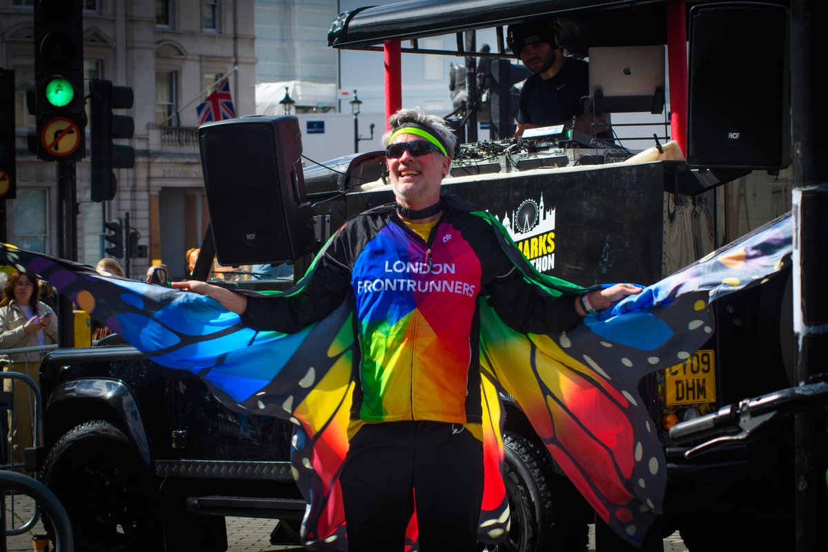 A huge thank you once again to London Frontrunners, who well and truly bought the Pride Party vibes to the LLHM route to cheer on our runners and celebrate London’s LGBTQIA+ community! #LLHM2024 #PrideParty #London #LondonPride