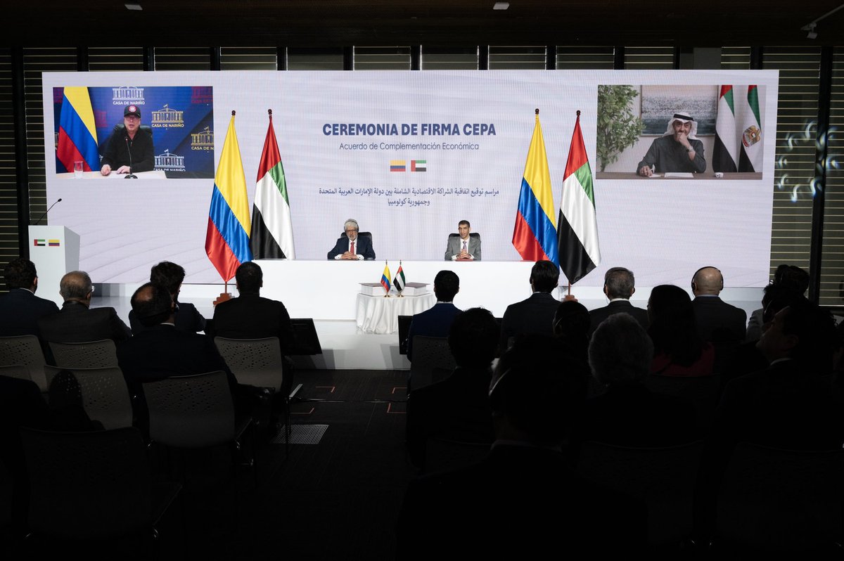 Charting New Economic Horizons: #UAE  and #Colombia  unite in signing the Comprehensive Economic Partnership Agreement, fostering greater collaboration and prosperity for both nations. #EconomicDiplomacy #GlobalTrade