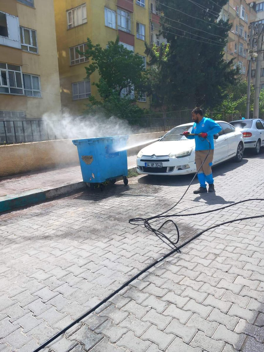 📍Her Adımda Her Caddede Her Sokakta Temizlik işleri Müdürlüğü Ekiplerimiz Temizlik Yıkama Temizleme Çalışmalarını Aralıksız Sürdürüyor. Her Adımda Haliliye @mcanpolatnet @Behzat6363