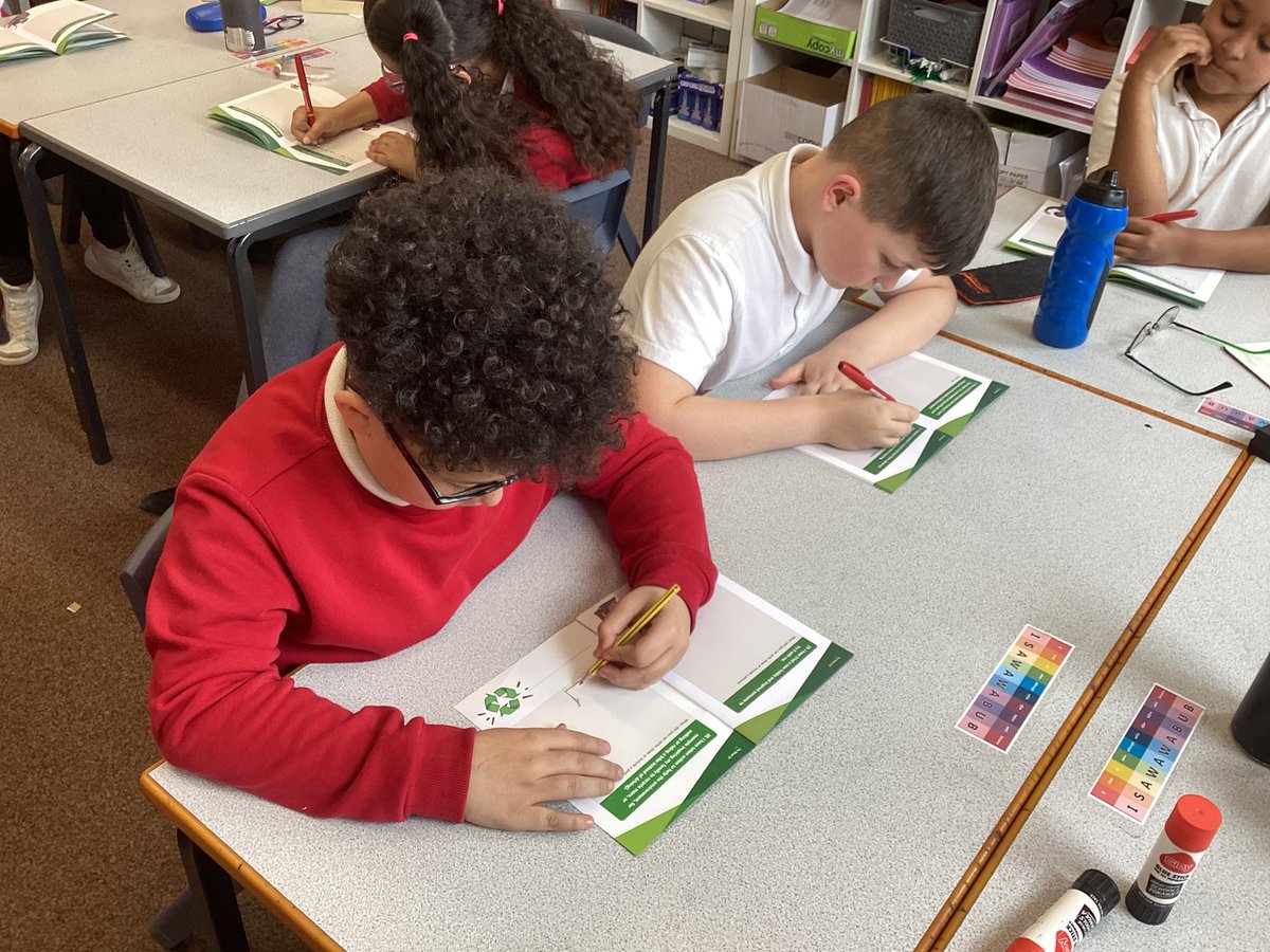 knightontmet's tweet photo. #Lothairclass (Y5) were very excited to begin filling in their #Mead20Passports and discussed lots of fantastic experiences and achievements they’ve had so far in their time at #KnMPA . What else can we add to them before the end of the year? #challenge https://t.co/kdYGIRYefi