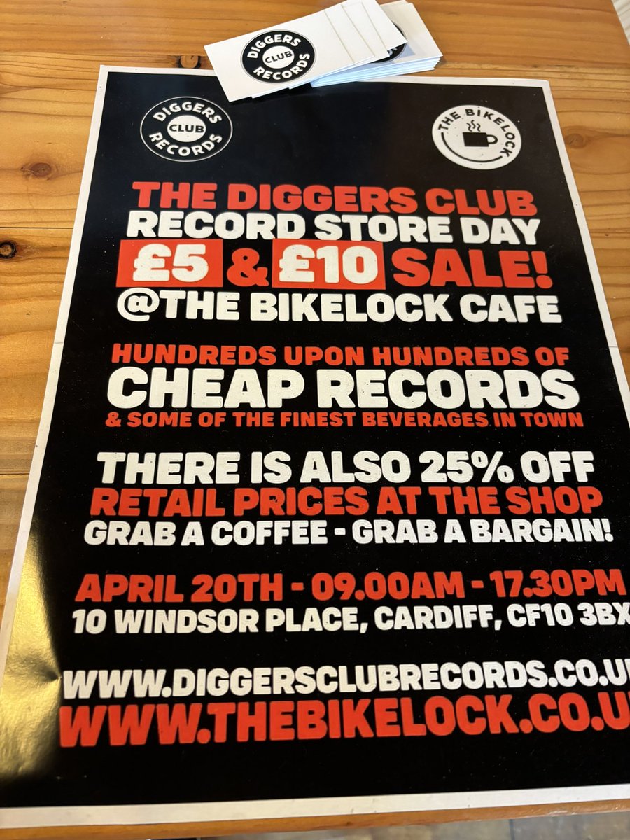 Know how much you love a record sale @llannerch @JamieGrundynet, so thought this would be right up your collective street @thebikelock👇🏻