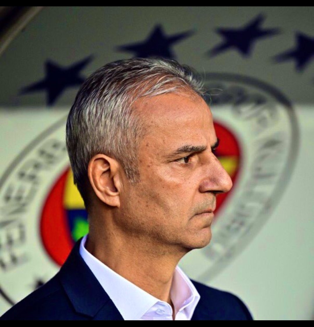 Sürekli istatistik ve rekorlardan bahsediyorsun ya İSMAİL KARTAL,bu senin değil TADİC,DZEKO,İRFAN, SZAMANSKİ başarısı,sana ERSUN YANAL yada JESUS kadrolarını verseler takımı ya kume düşürür,yada son anda kurtarırdin. @Fenerbahce 💛💙