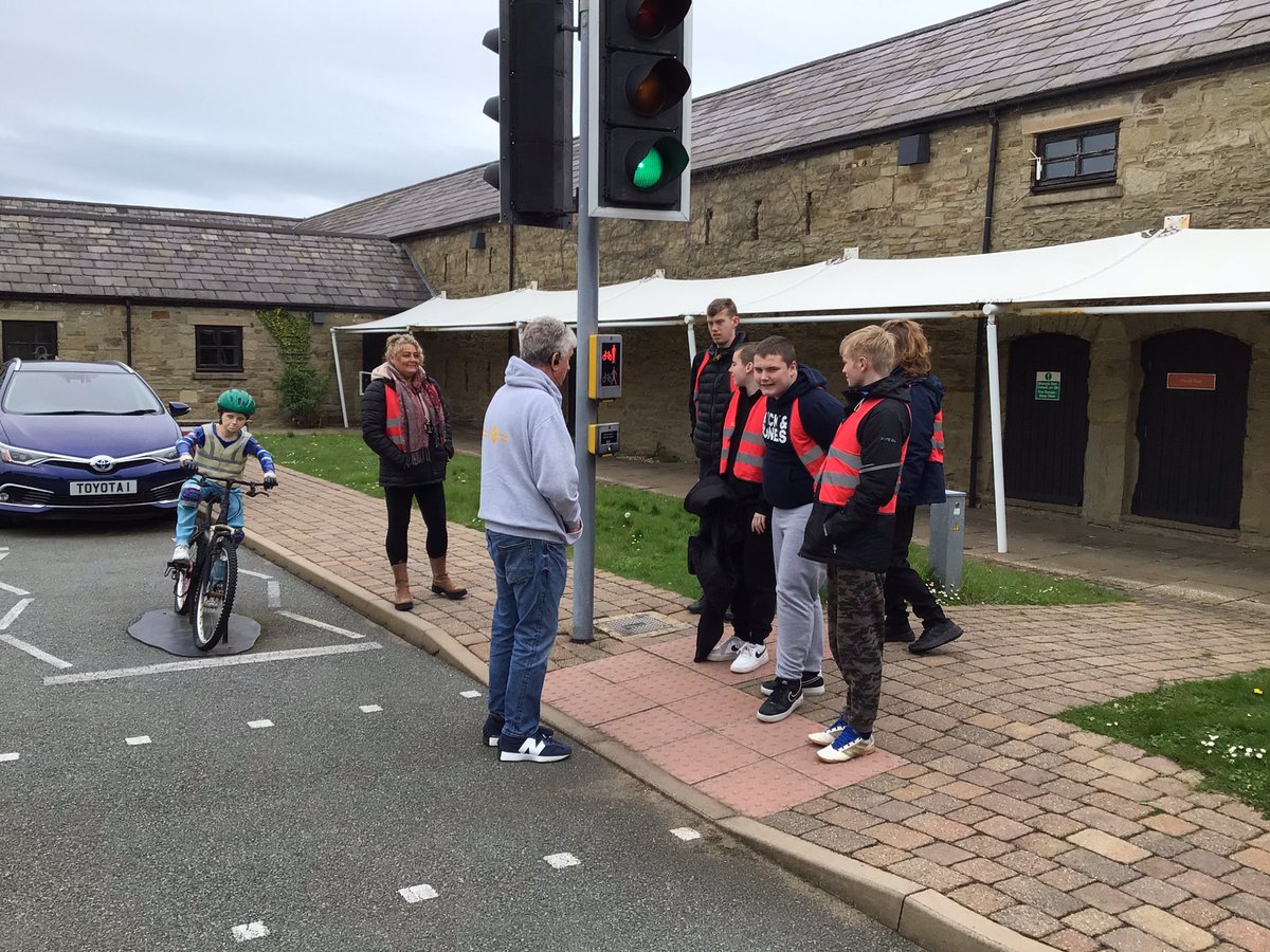 TirMorfa's tweet photo. Famau has been learning about safety at home, in the local environment, at the beach, at the train station and when crossing the road @DangerPointLtd #ytmfamau #ytmHCI #ytmACL #ytmEIC https://t.co/xCcMov91PC