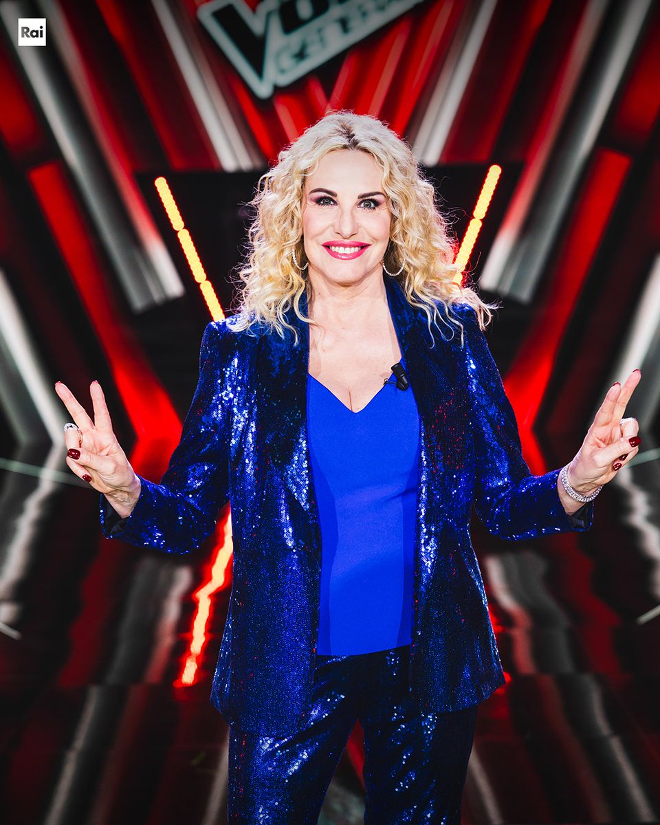 Pronti per una serata all'insegna della musica e del talento? 🎶 Stasera ore 21.30 la FINALE di @THEVOICE_ITALY ✌️ @antoclerici