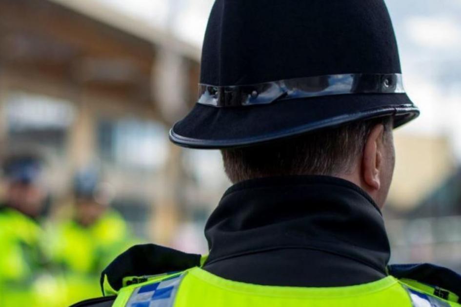 A POLICE investigation is underway after a boy has been threatened in the street in Scarborough. dlvr.it/T5jfSz 🔗 Link below