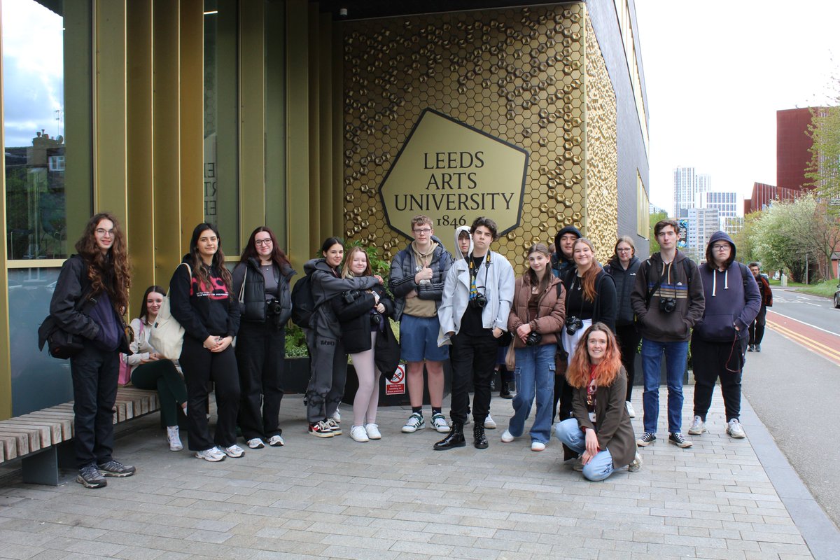 A group photo from this week's creative trips! @LeedsArtsUni hosted our photography and art cohorts exploring key skills and the various courses and facilities on offer at the university!