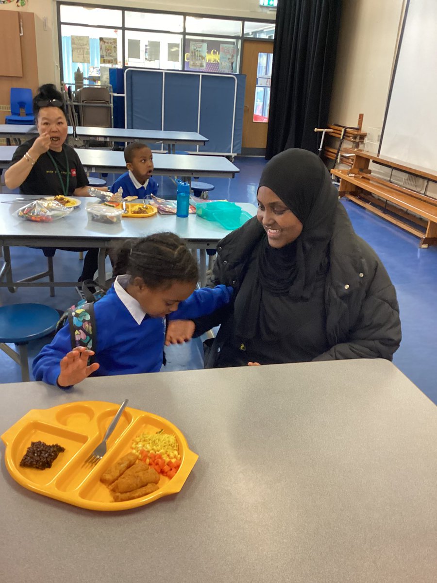 CJ_ComGrp's tweet photo. #Eidlunch #culture #supportive-families  #foodawareness https://t.co/WV0aJYH2Tl