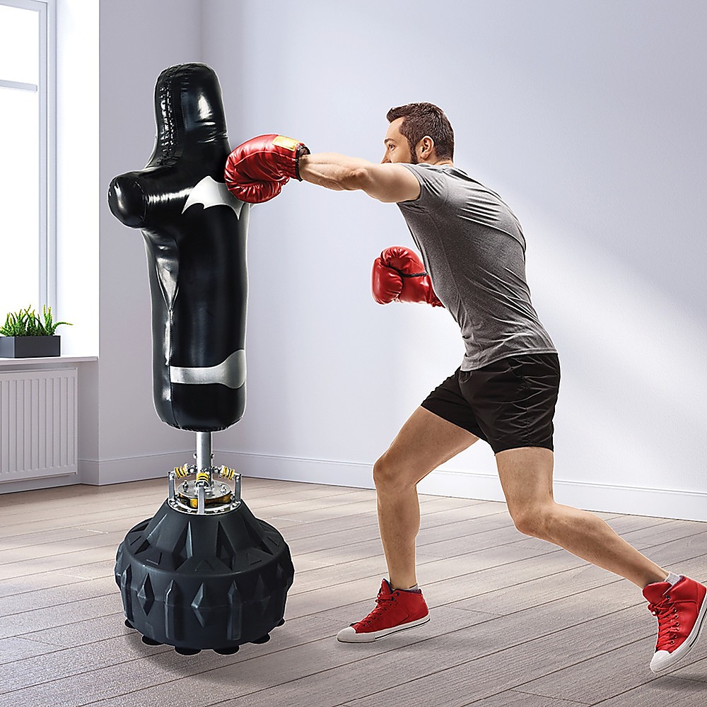 OffersTreadmill's tweet photo. Check out our punching bag and boxing bag range with various weight variants. 
Browse now - https://t.co/7m0uKNOcfO
#treadmilloffers #boxinggear #boxing #boxinggloves #boxingtraining #boxinglife #boxinggym #TSTTPD  #Brisbane #Sydney #Melbourne #WWERaw https://t.co/rpA8ucnORy