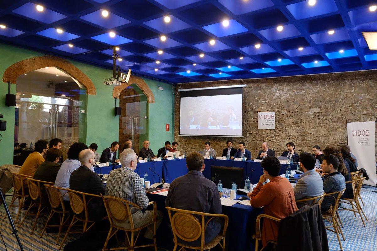 CidobBarcelona's tweet photo. Amid ongoing conflict in Gaza and escalating violence, is it credible to discuss peace? Today at CIDOB, the #ForeignPolicyDialogues explore the conditions under which we could envision credible negotiations for a political resolution of this conflict
🔗https://t.co/TgthbFpAgF https://t.co/qOUpJl4qhi