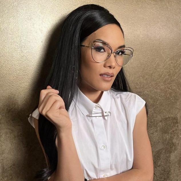 Wishing Ali Wong the warmest birthday wishes! We want to you to tell us your favourite roles by the actress! #TheFuse984 #FuseFusion