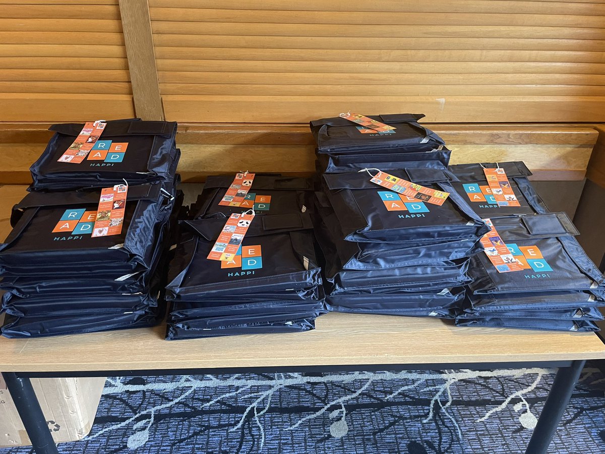 320 book bags with 1600 carefully selected books have been distributed to those attending Read Happi training this week. The project promotes sharing quality texts at home based on evidence in Preparing for Literacy and the communication and language strand of the evidence store.