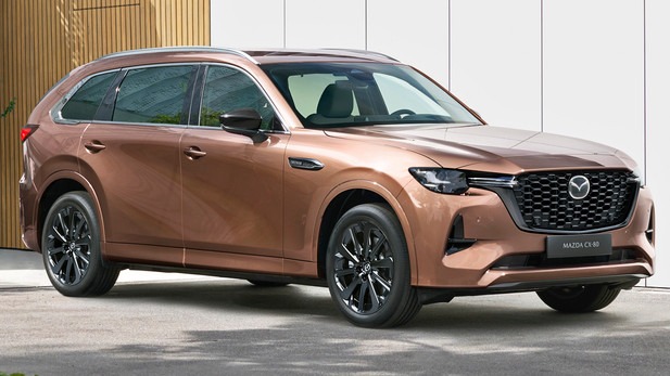 The new @Mazda_SA CX-80 has been revealed, positioned above the CX-60, offering 3 rows of seating and available with the brand’s 3.3-litre 6-cylinder turbodiesel motor. And it’s been confirmed for SA… bit.ly/MazdaCX80SA