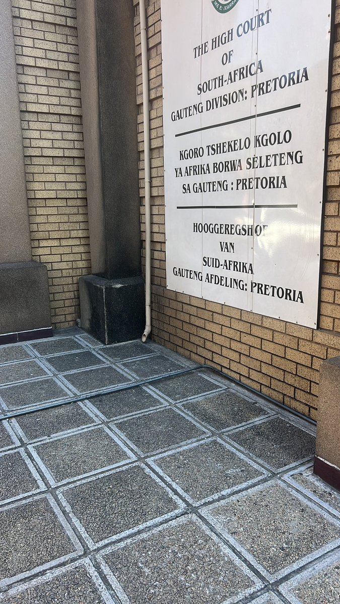 BREAKING NEWS: Acting Judge Japie Maritz has set aside the R5 Billion #ThujaCapital UIF Contract. He has ordered Mr #MthunziMdwaba to refrain from uttering defamatory corruption allegations against minister #ThulasNxesi Contract declared unlawful and set aside #SABCNews