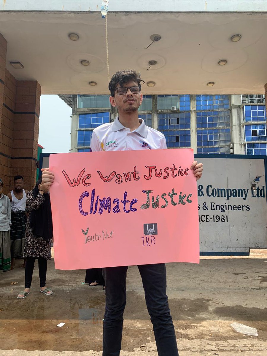 Today, the youth of Sylhet 🇧🇩 unite to save their next generation and to present to the world leaders the demands for a safe planet🌍 Sylhet Climate Strike✊ #ClimateJusticeNow @Friday4Future @GretaThunberg @irbangladesh @YouthNet4CC