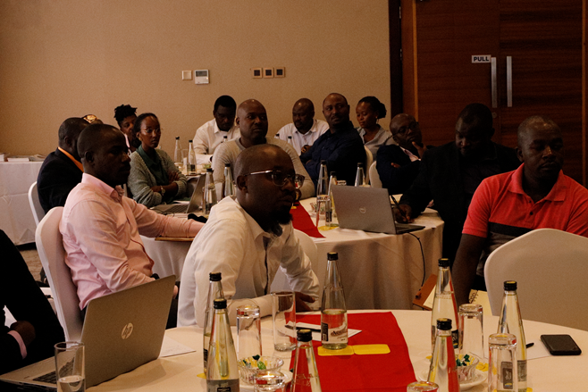 Mr. Paul Twebaze -research fellow at ACODE presenting the progress report for @EACOP project monitoring that was conducted last year.
The report highlights  findings and potential recommendations for possible adoption by the company.
#oilandgas