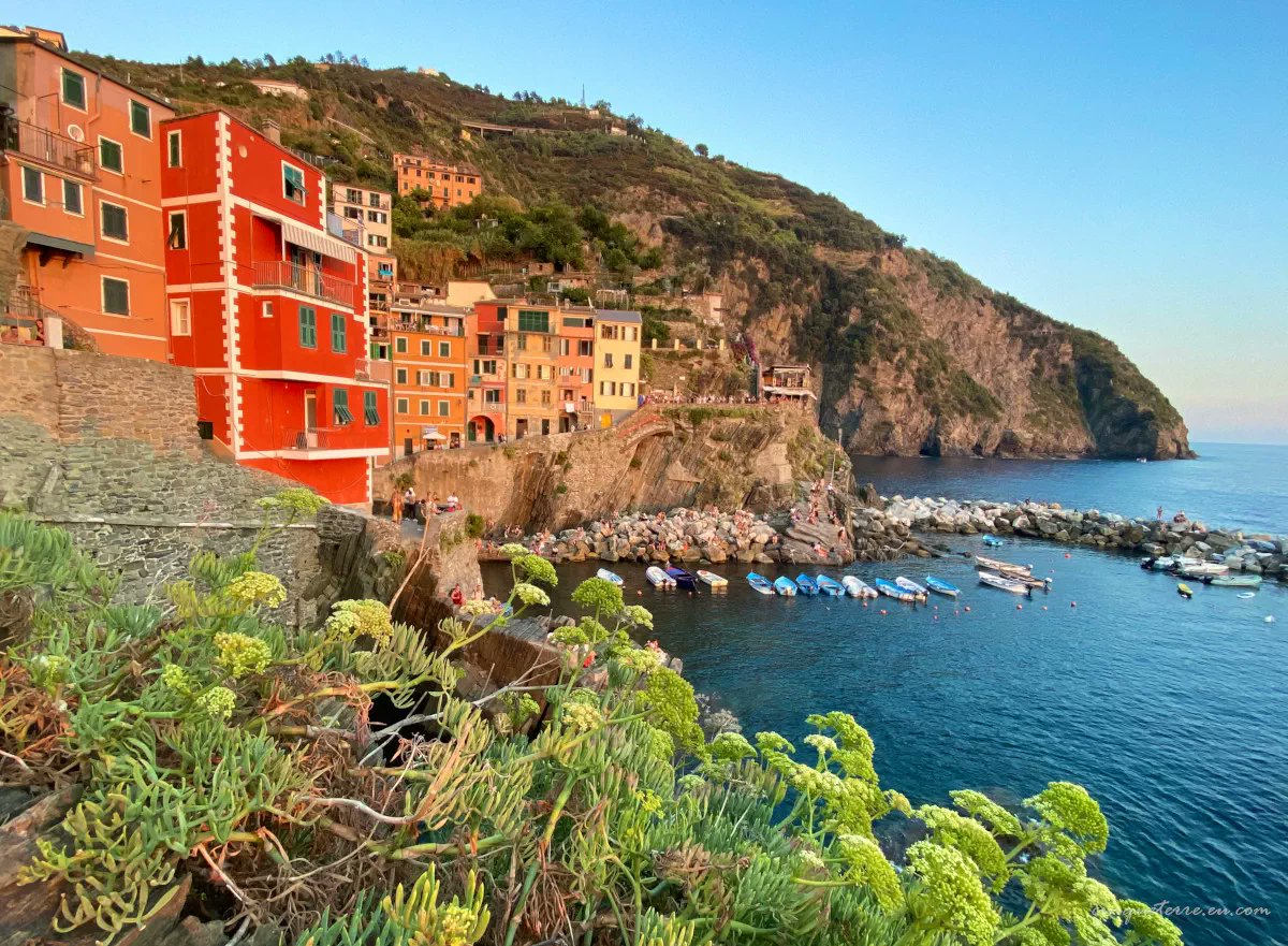 Après deux mois sans avoir pris <a href="/AirFranceFR/">Air France FR</a>, j’annonce les vacances de 8 jours en <a href="/FiatFr/">Fiat France</a>  de location dans les <a href="/CinqueTerre/">CinqueTerre</a> grâce au vol AF1830 du 23 avril ! À bientôt !