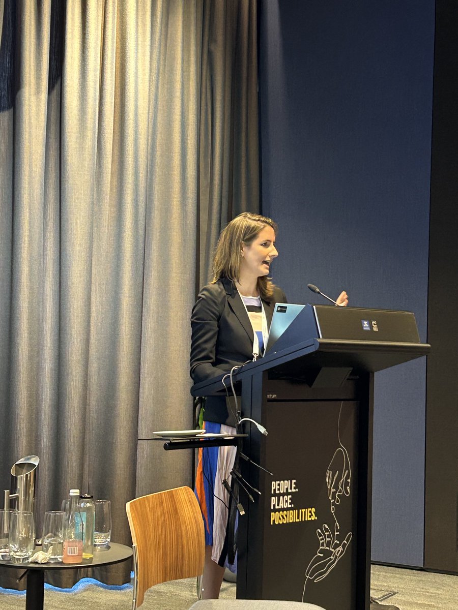 drcarolynee's tweet photo. Congratulations โฆ@CancerEthicsDocโฉ on this very important trial on a virtual MDT for people with mNSCLC. Having GP input on the MDT is crucial ๐๐๐ #CAPRI24 โฆ@COBLHโฉ https://t.co/qsXZ8lYXtN
